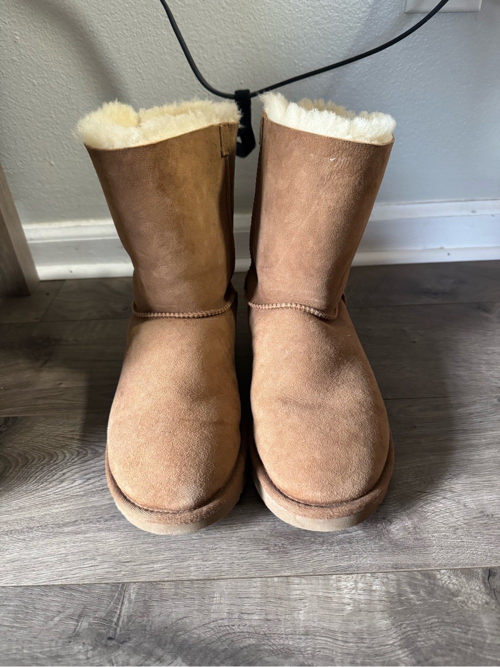 UGG Chestnut Suede Shearling Boots with Bow Detail - Picture 2 of 6